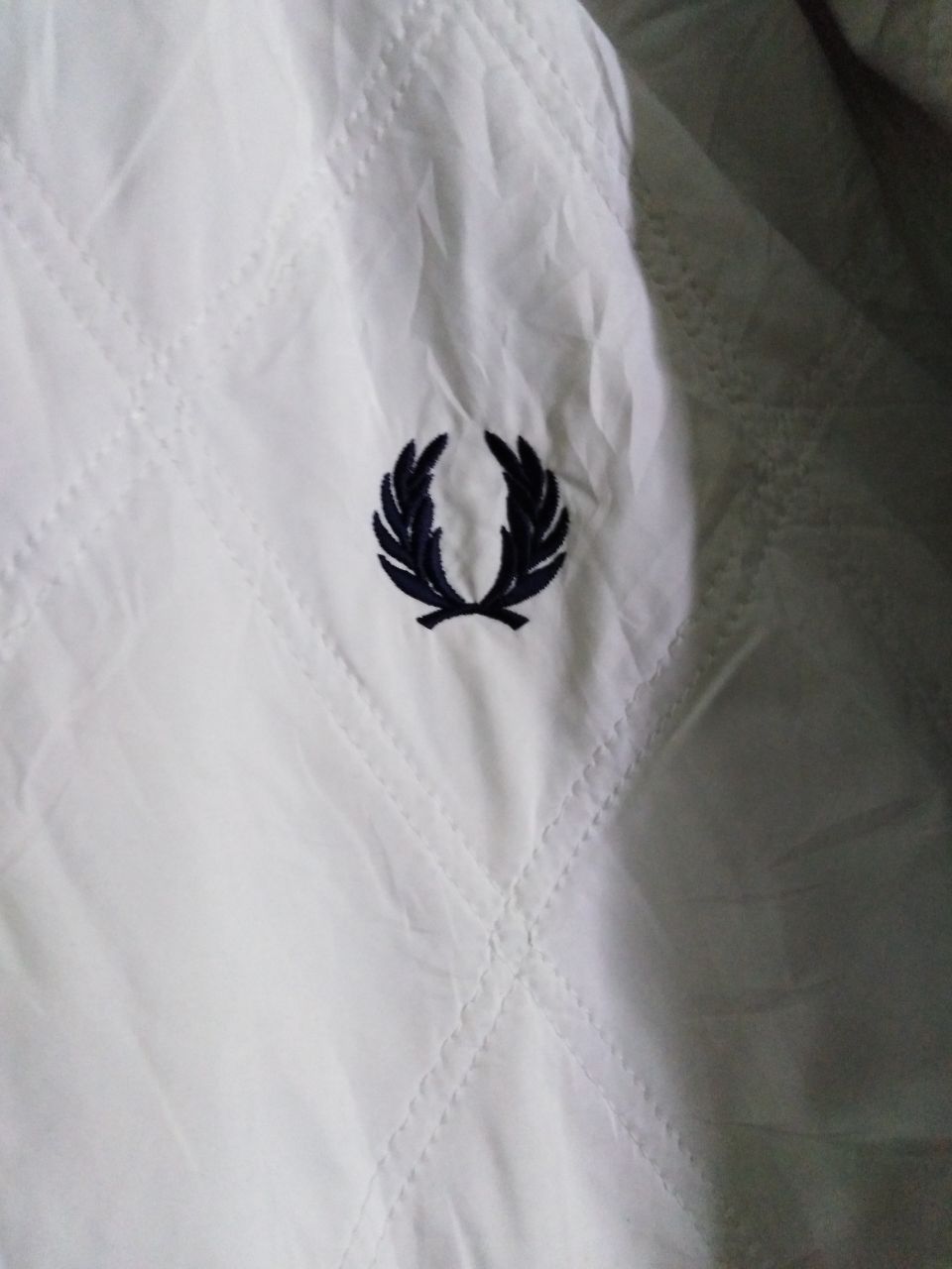 RARE! FRED PERRY PUFFER WHITE JACKET - 4