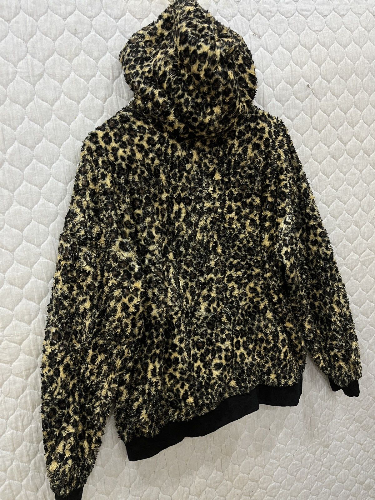 Japanese Brand - (Eee). MODISH GAZE LEOPARD HOODIE SWEATER - 6