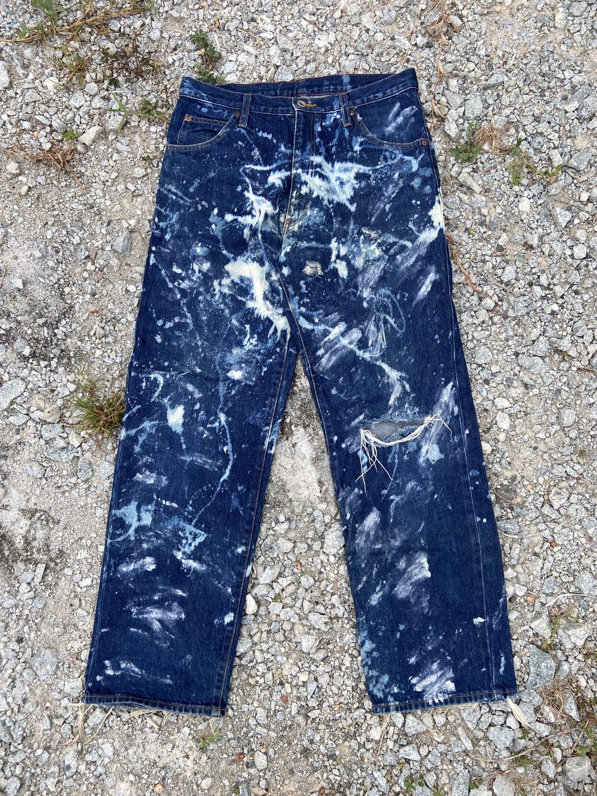 💥Vintage Distressed Painted Denim Jeans - 1