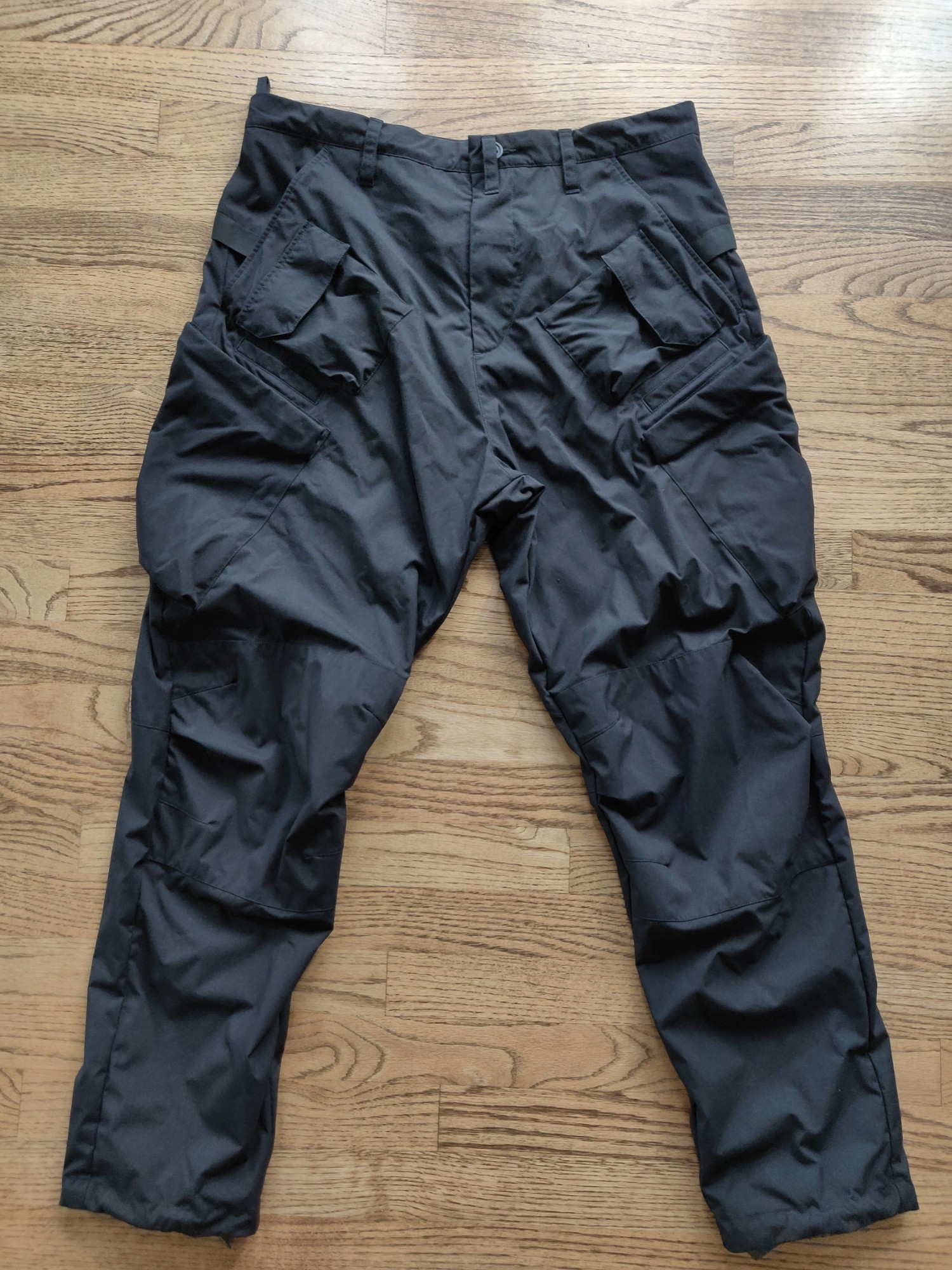 ACRONYM P24A-E Encapsulated Nylon Articulated BDU Trouser Black ...