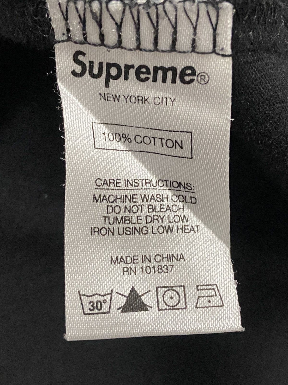 Supreme FW18 First and Best Tee - 3