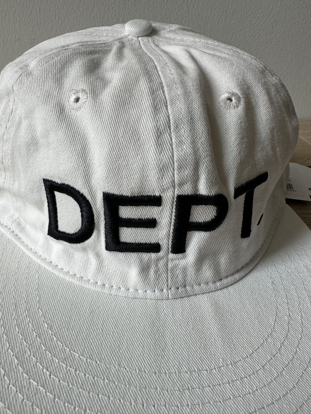 Gallery Dept. Logo Embroidered Hat White - 2