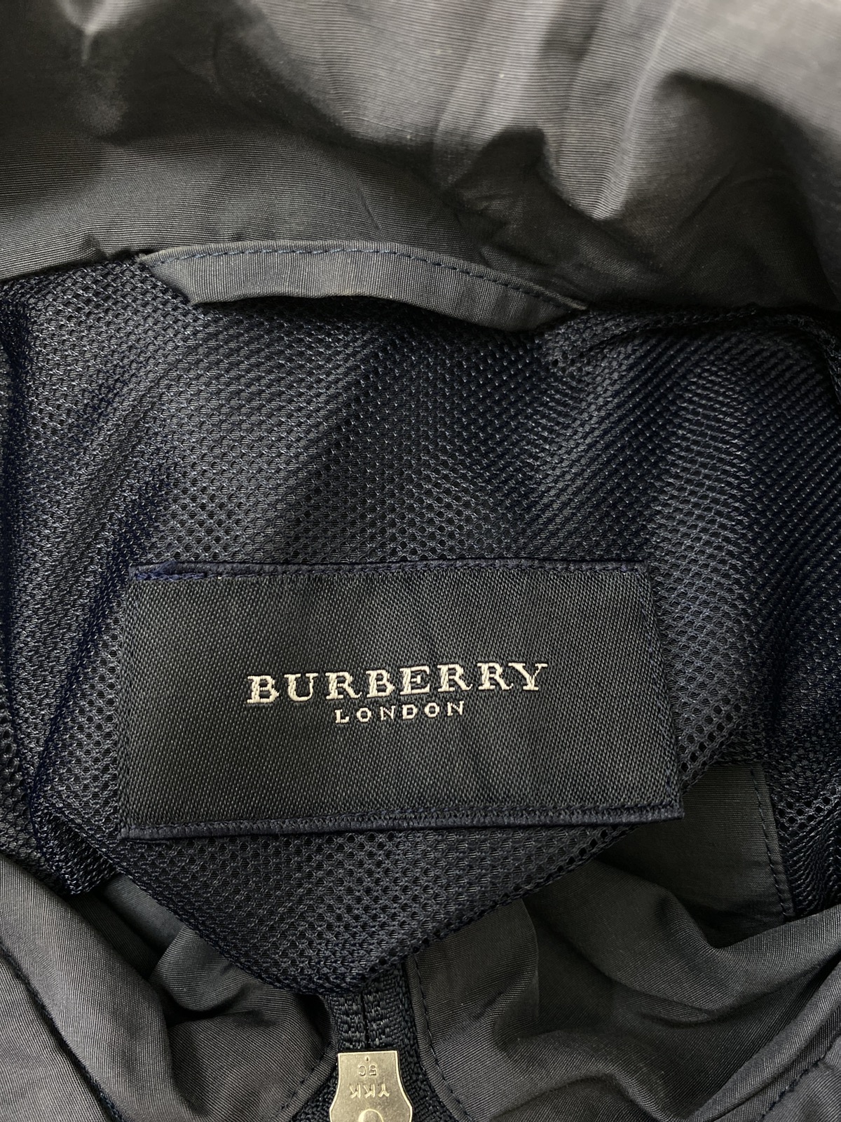 Burberry london nylon vest style - 4