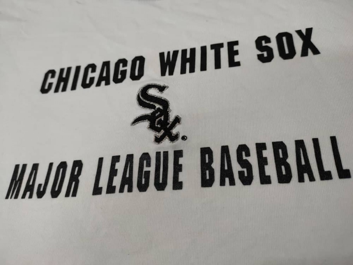 Chicago - White Sox Embroidered Logo Ringer T - 2