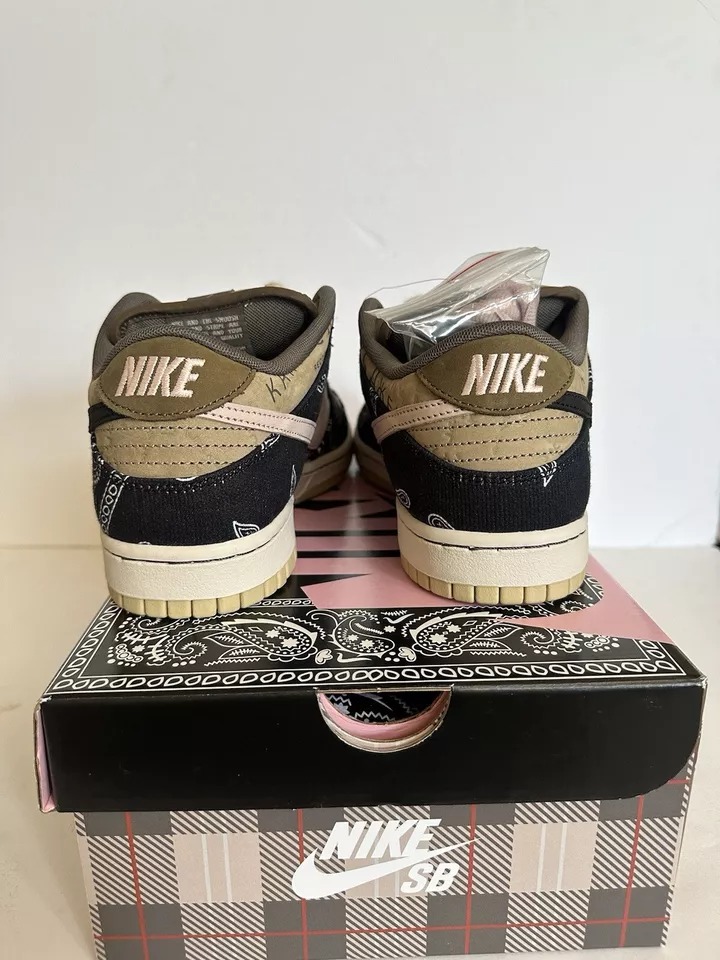 Nike Travis Scott x SB Dunk PRM QS Low Cactus Jack - Special Box - 2