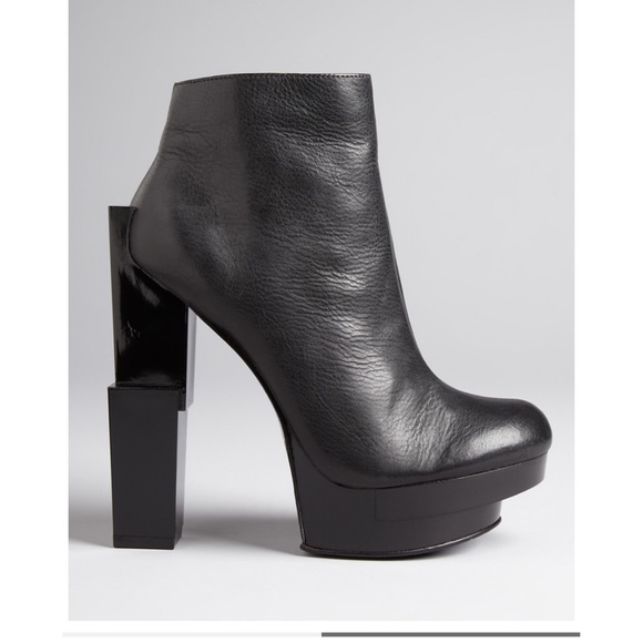 Dolce Vita Ori Black Leather Stacked Platform Booties - 2