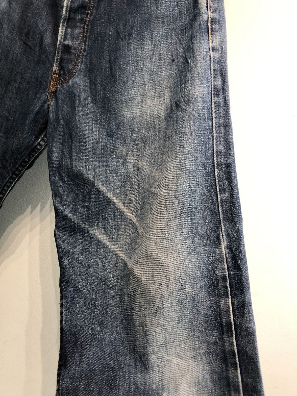 Vintage Levis 502 Distressed Denim - 3