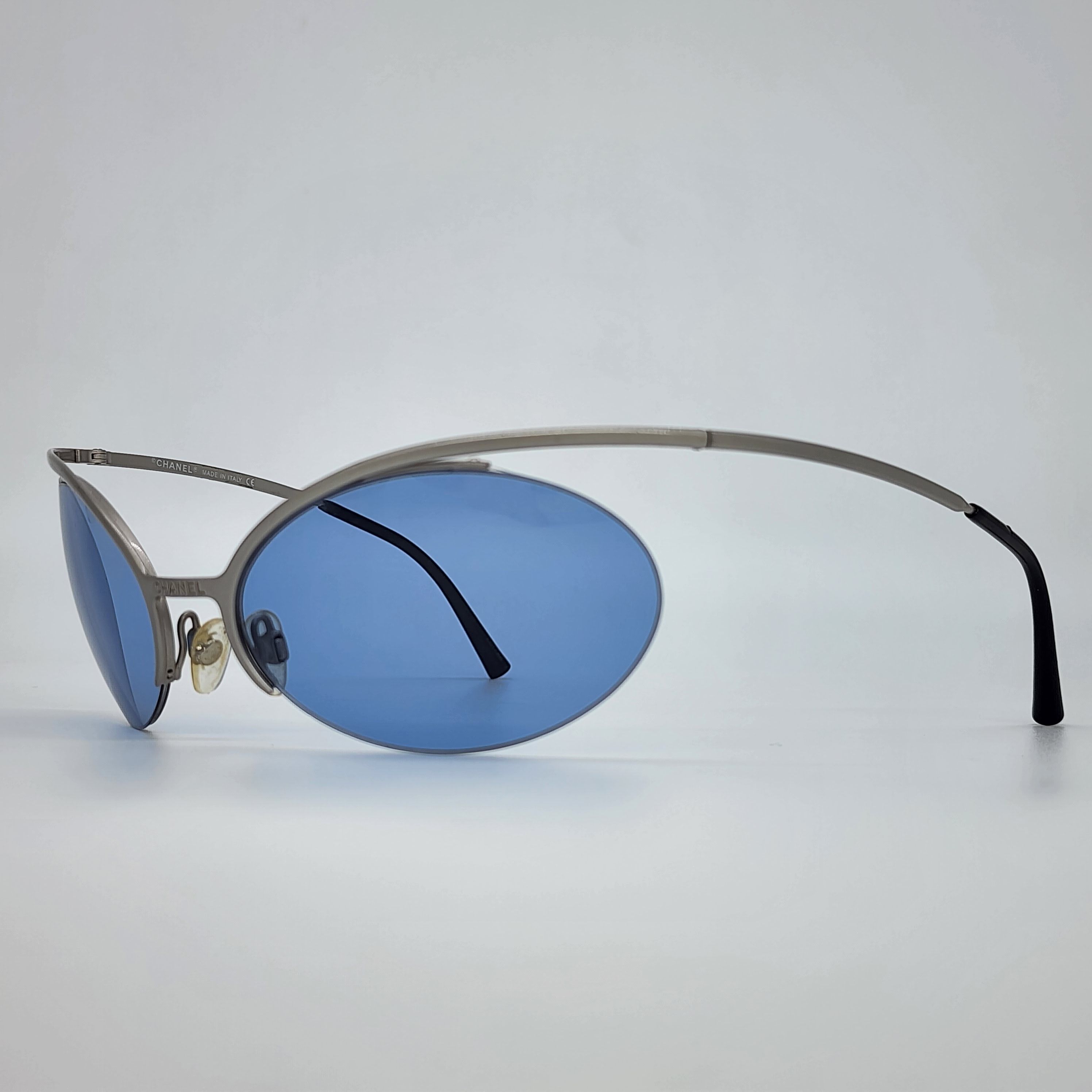 Chanel - SS2000 Futuristic Rimless Sunglasses Y2K - 4
