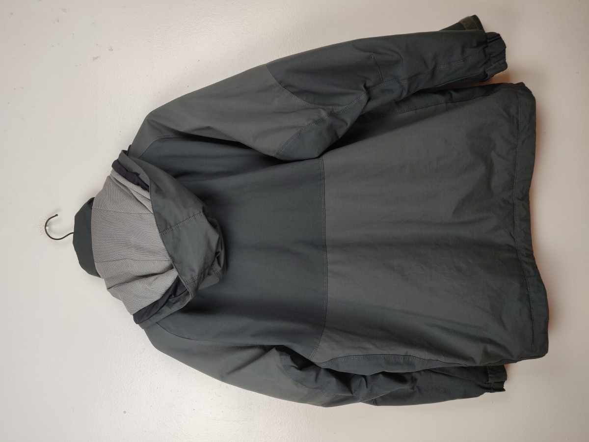Ellesse - Ultima x Outlast Multi-pocket Jacket - 13