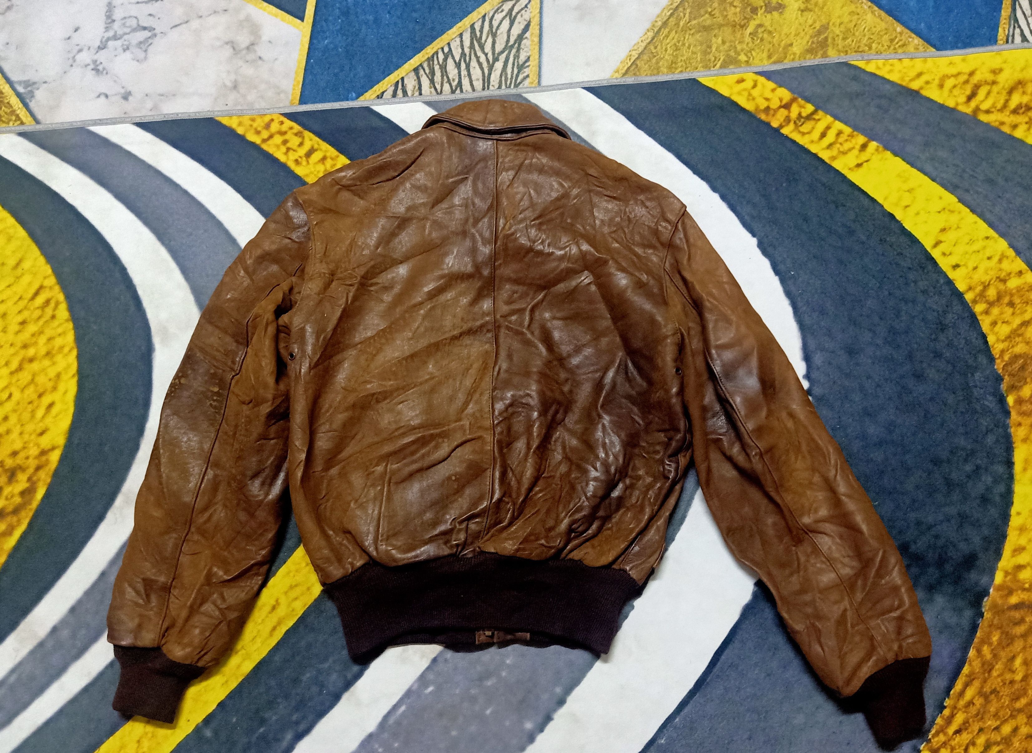 Vintage 70s Golden Bear Leather - 2