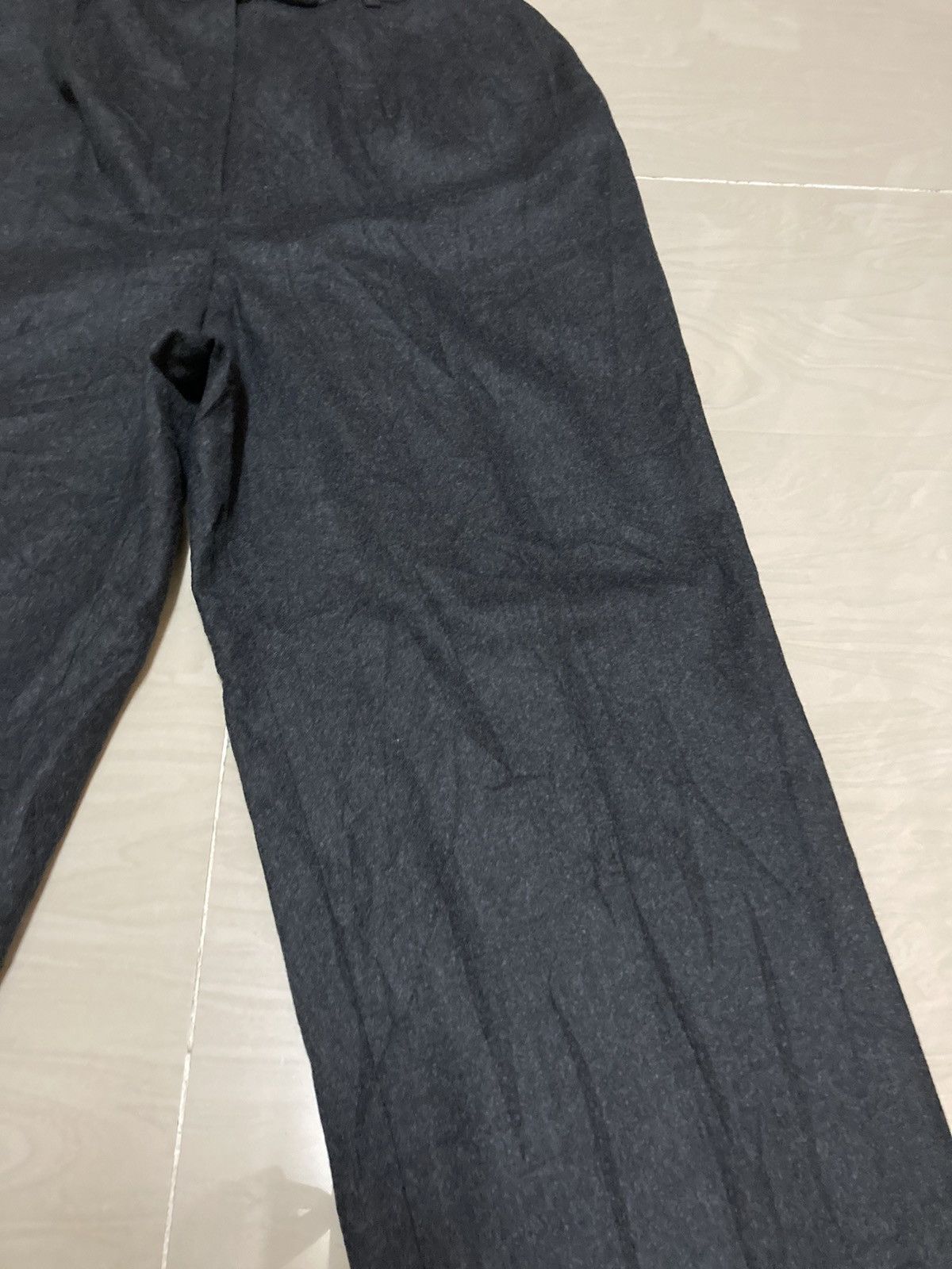 Burberry London Wool Casual Pants - 6