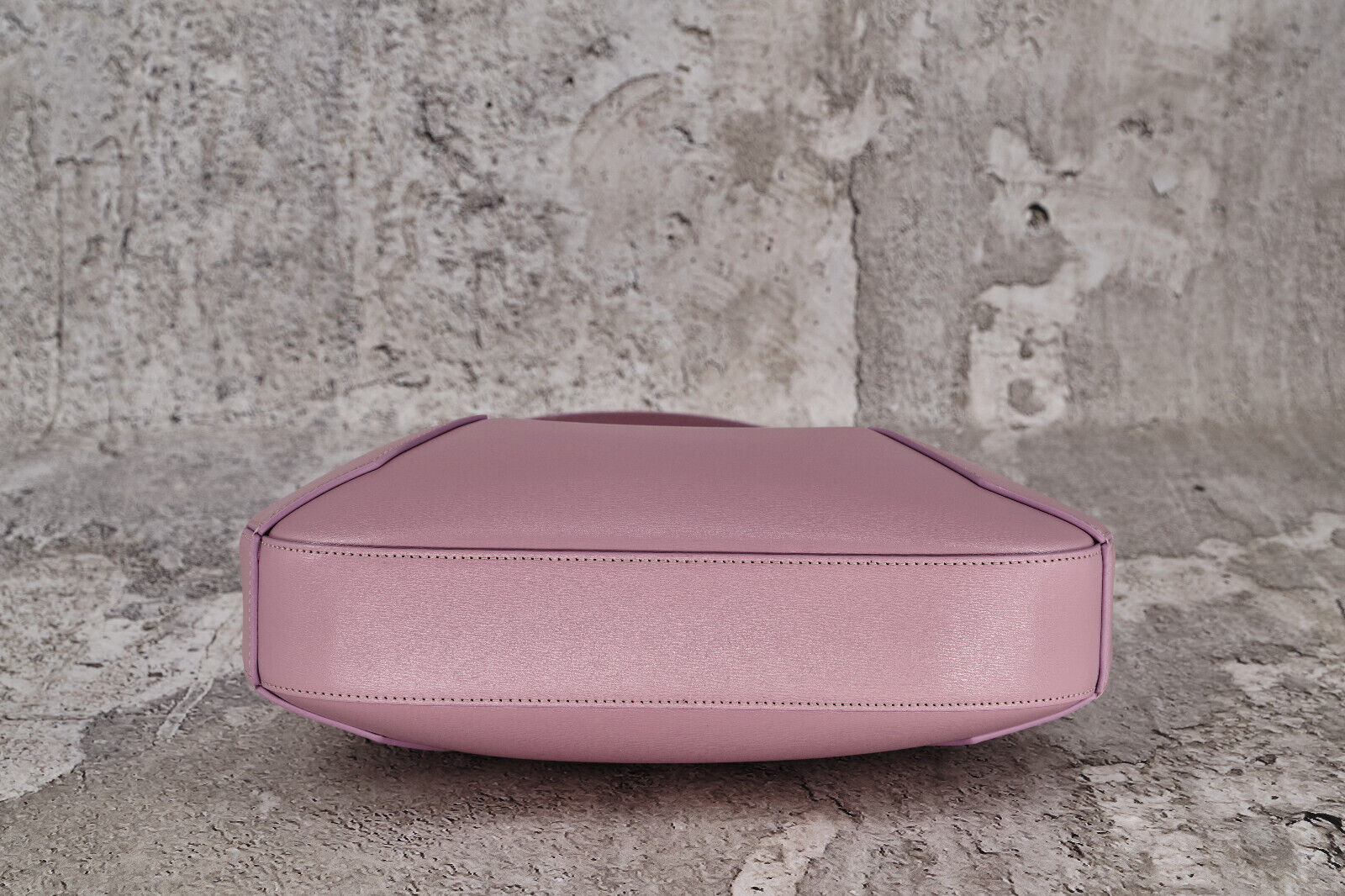 Brand New in Box Alexander Mcqueen Jewelled Hobo Leather Tote Bag in Antique Pink, 2890$ - 10