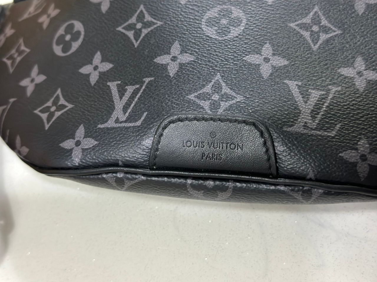 Authentic Louis Vuitton Discovery Bumbag Waist Bag New 2022 - 15