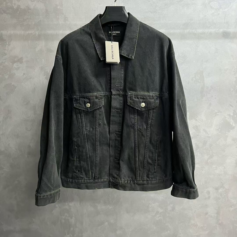 Balenciaga Black Spray-Paint Effect Logo Denim Jacket - 1