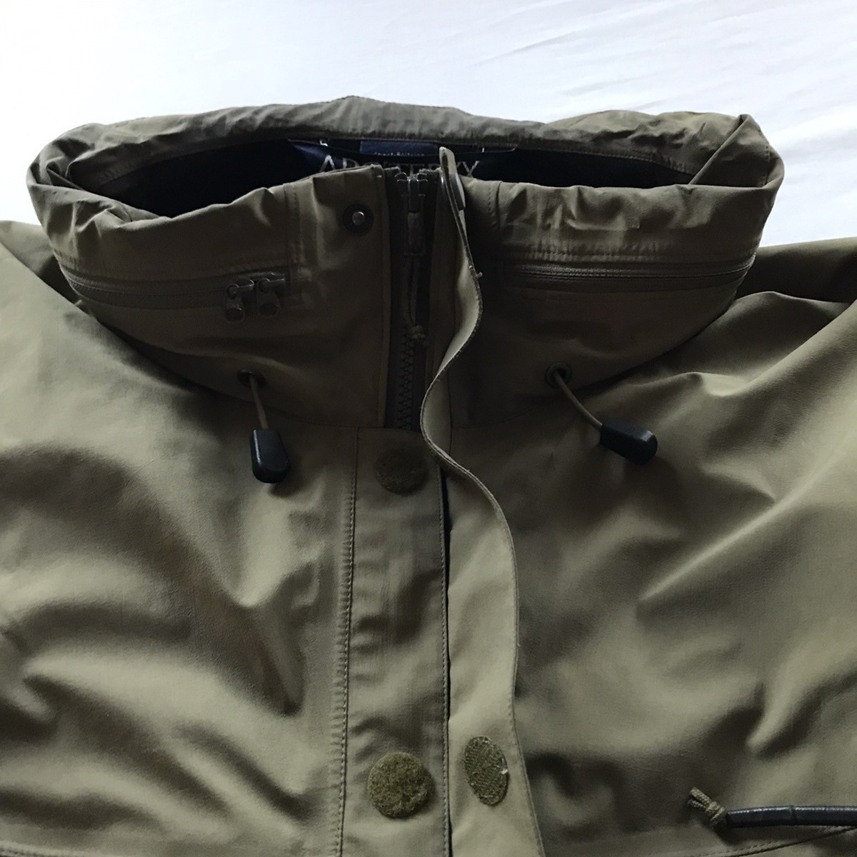 Arcteryx LEAF Rare Alpha Gen 1 Gore-Tex Tactical Jacket - 9