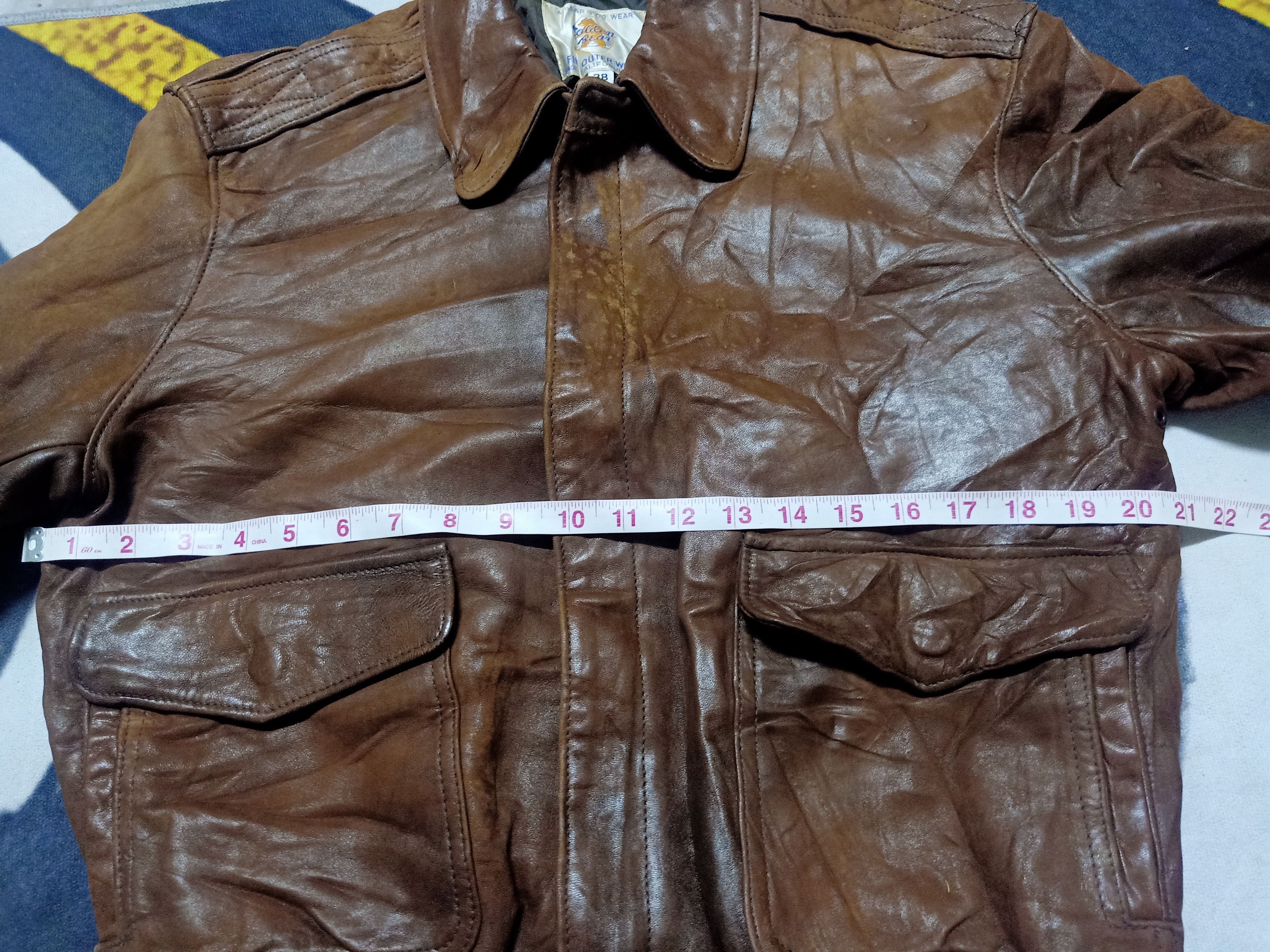 Vintage 70s Golden Bear Leather - 3