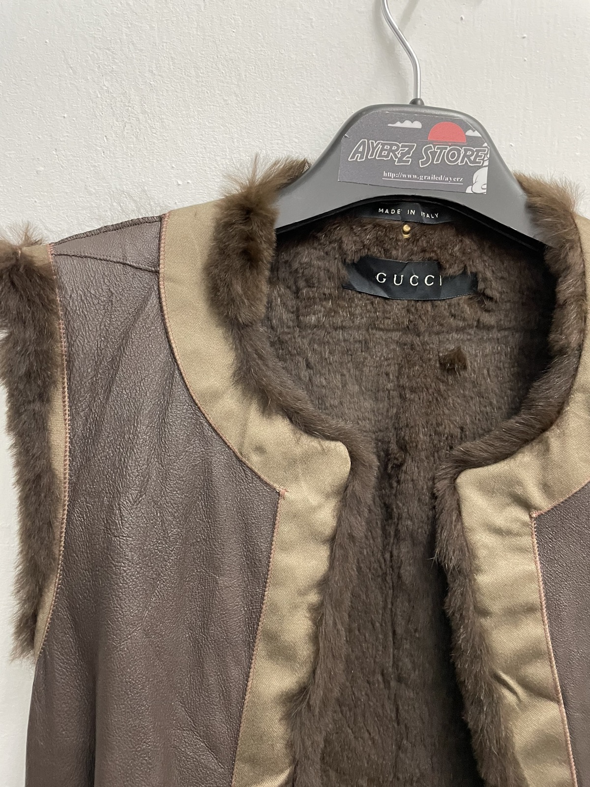 Gucci The Natural Lapin Fur Leather Vest Jackets Size 38 - 3