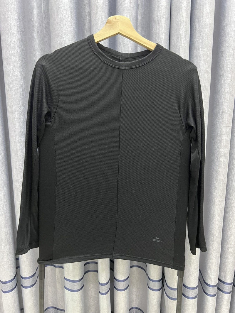 Uniqlo x Alexander Wang Heat tech Inner Strech Long Sleeve - 1