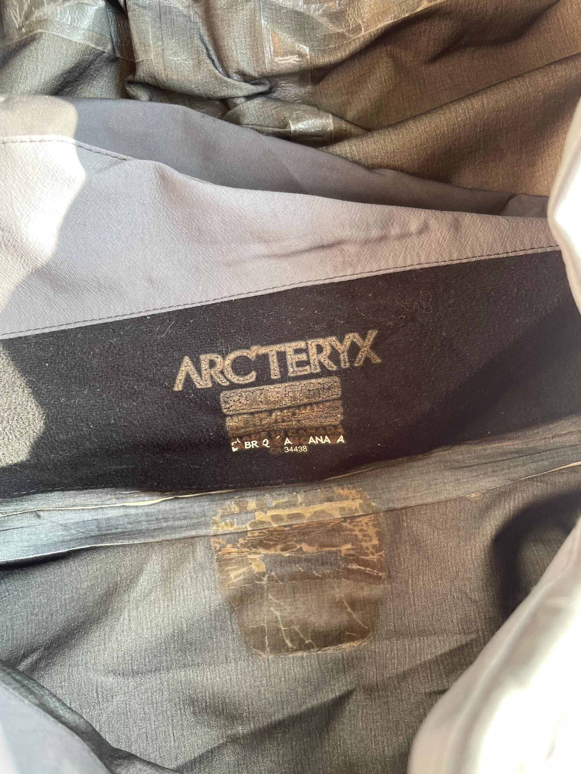 Arc'Teryx Theta SV Gore-tex Gorpcore Jacket - 11