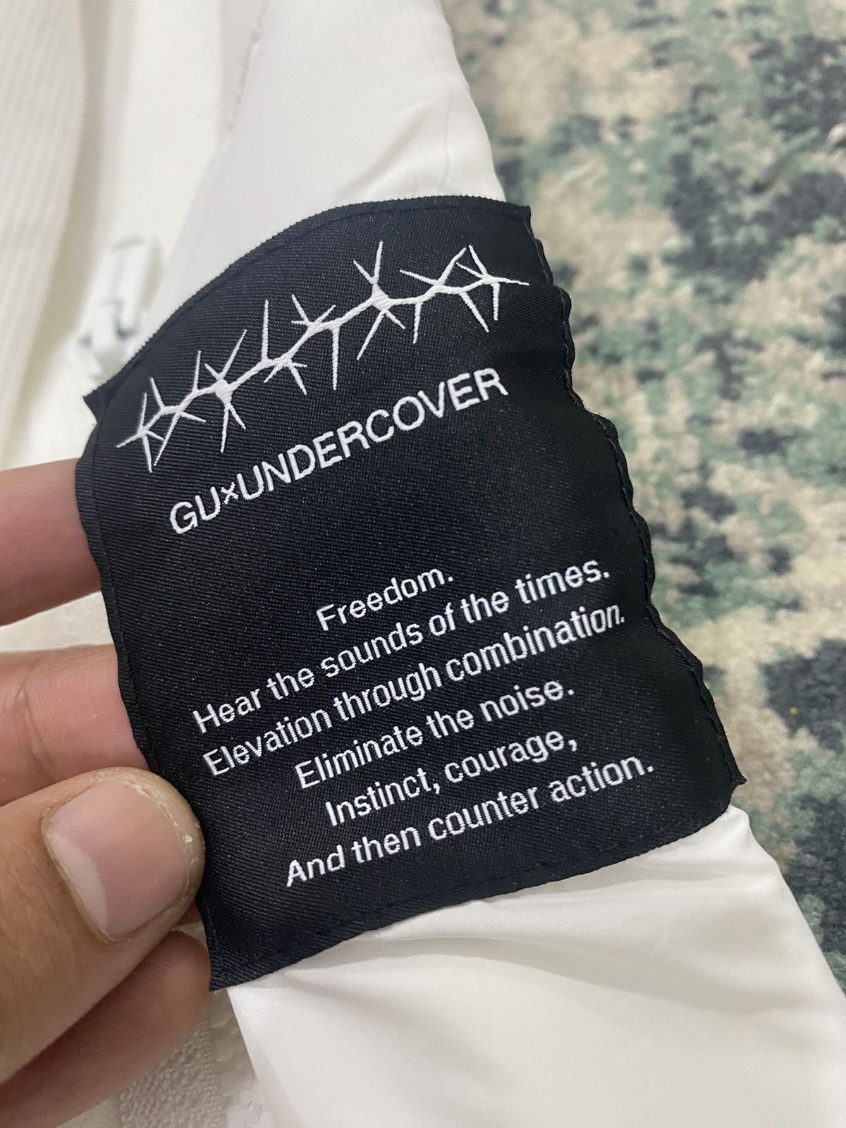 Undercover x Gu Zipper Freedom Sweatshirt - 4