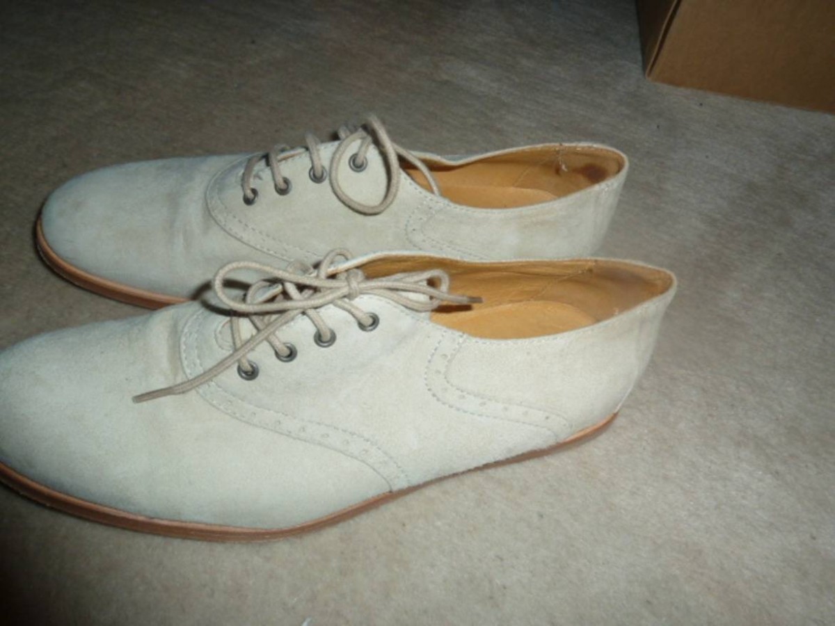 Opening Ceremony - Rare Creme Beige Suede Shoes - 2