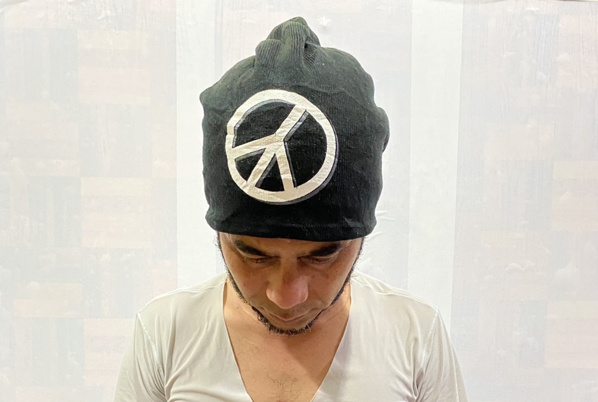 Street Fashion - Hang Over "PEACE LOGO" Beanie - 17