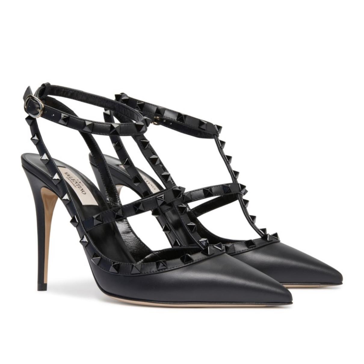 Rockstud leather heels - 2