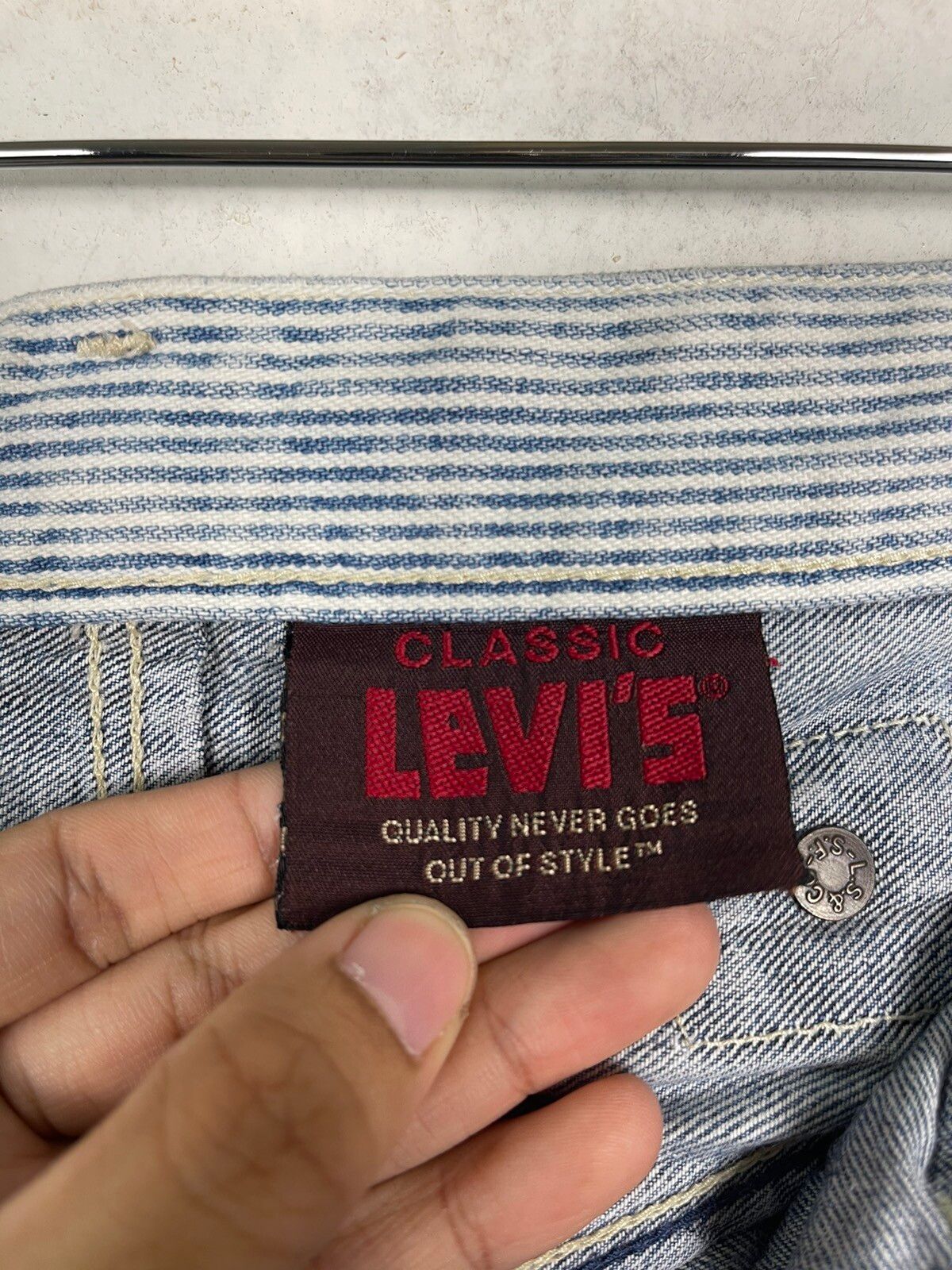 Vintage Levis Classic Lot 202 Jeans - 15