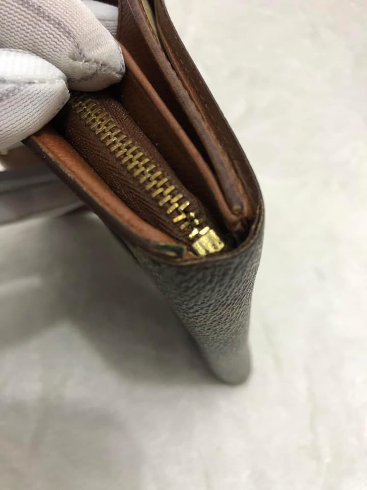 Authentic LOUIS VUITTON Wallet - 11