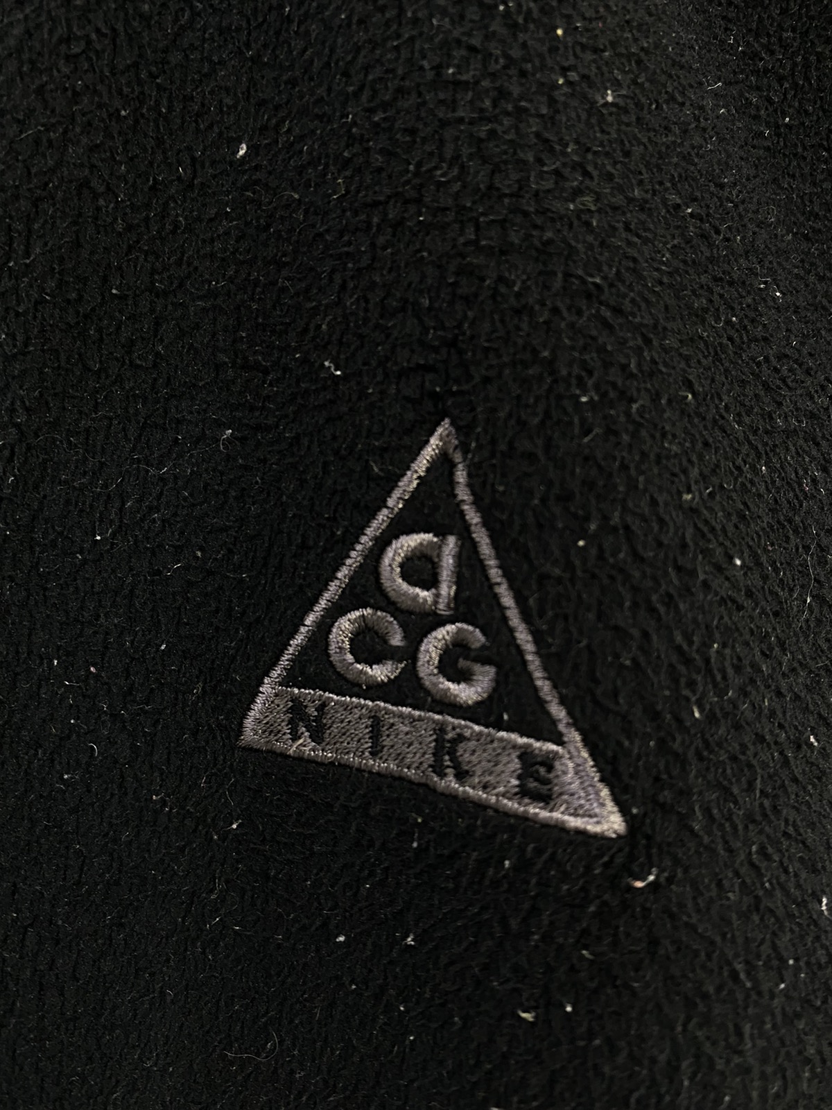 Nike ACG Fleece Vest Small Logo Design - 4