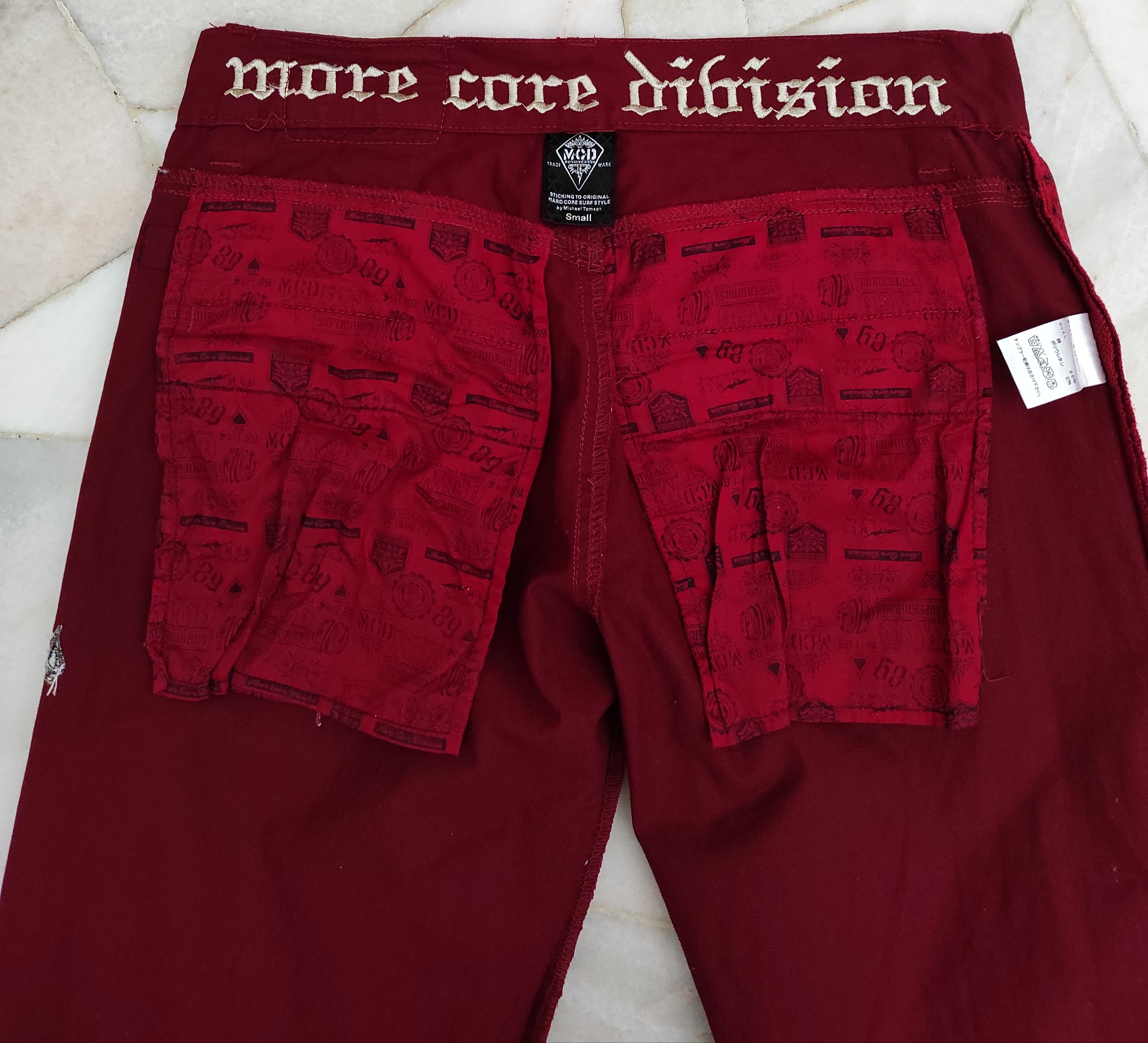 Gotcha - MORE CORE DIVISION M.C.D Punk Rock Surf by Michael Tomson - 10