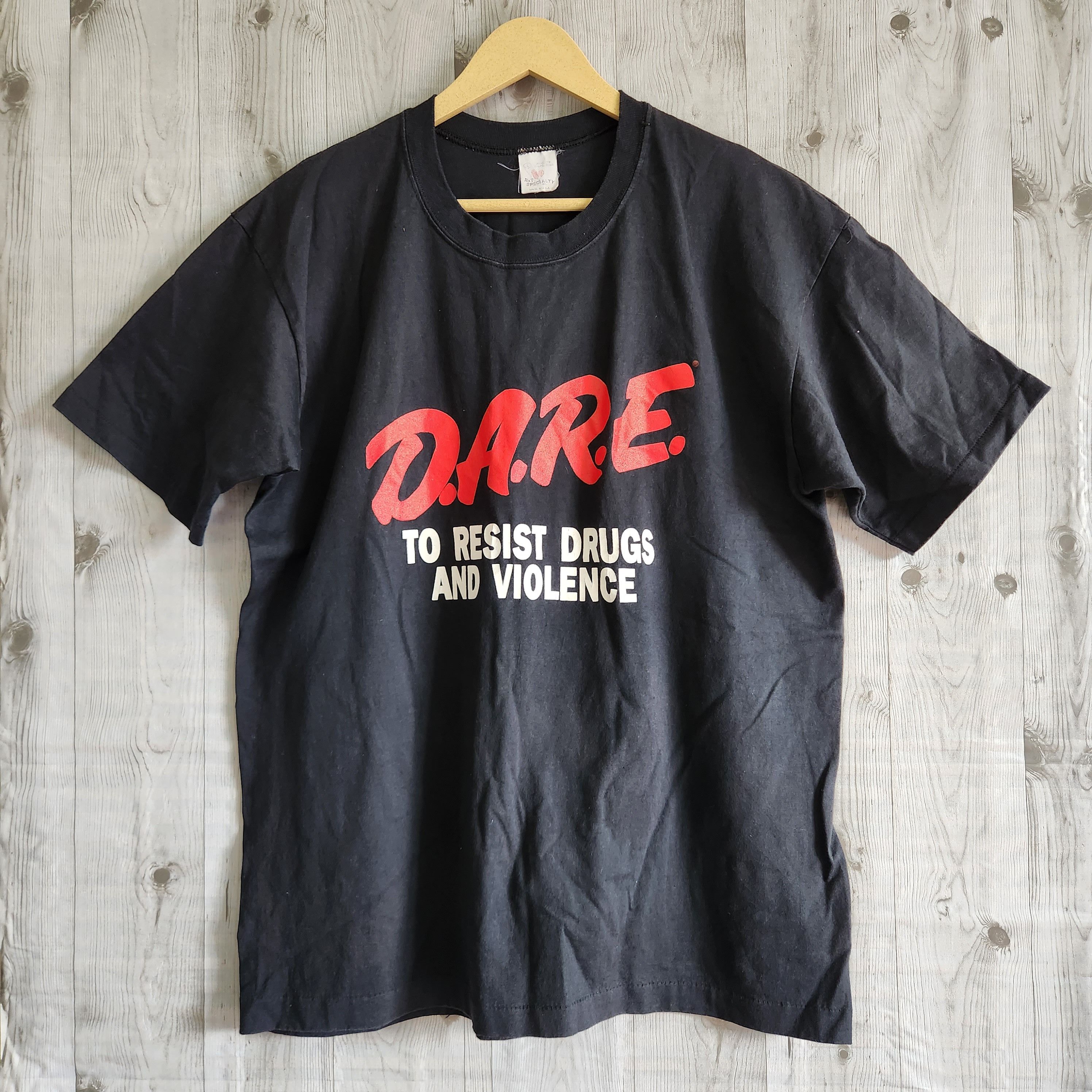 Vintage - Vtg DARE 1990s To Resist Drugs And Violence Single Stitches - 1