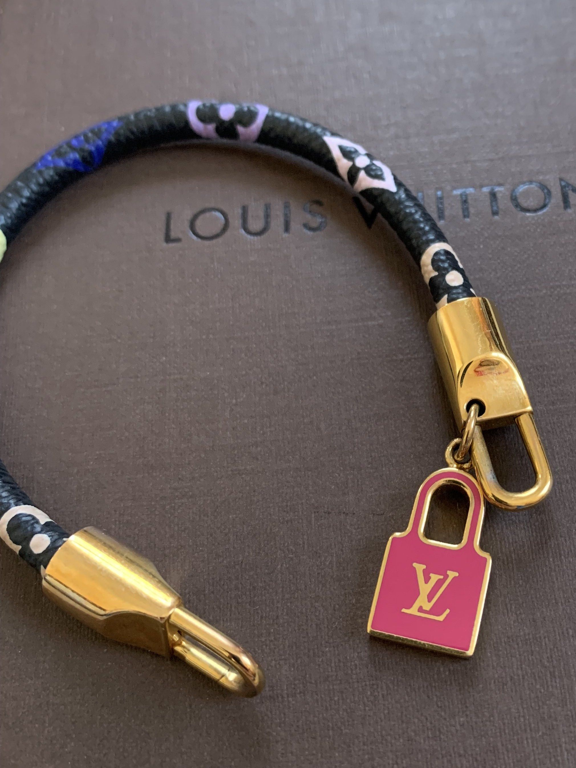 S/S 2003 Louis Vuitton x Murakami Monogram Luck It Bracelet - 5