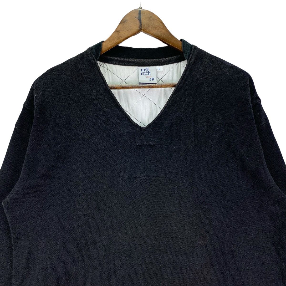 Nepenthes London Stonewash Black Vneck Long Sleeve - 6