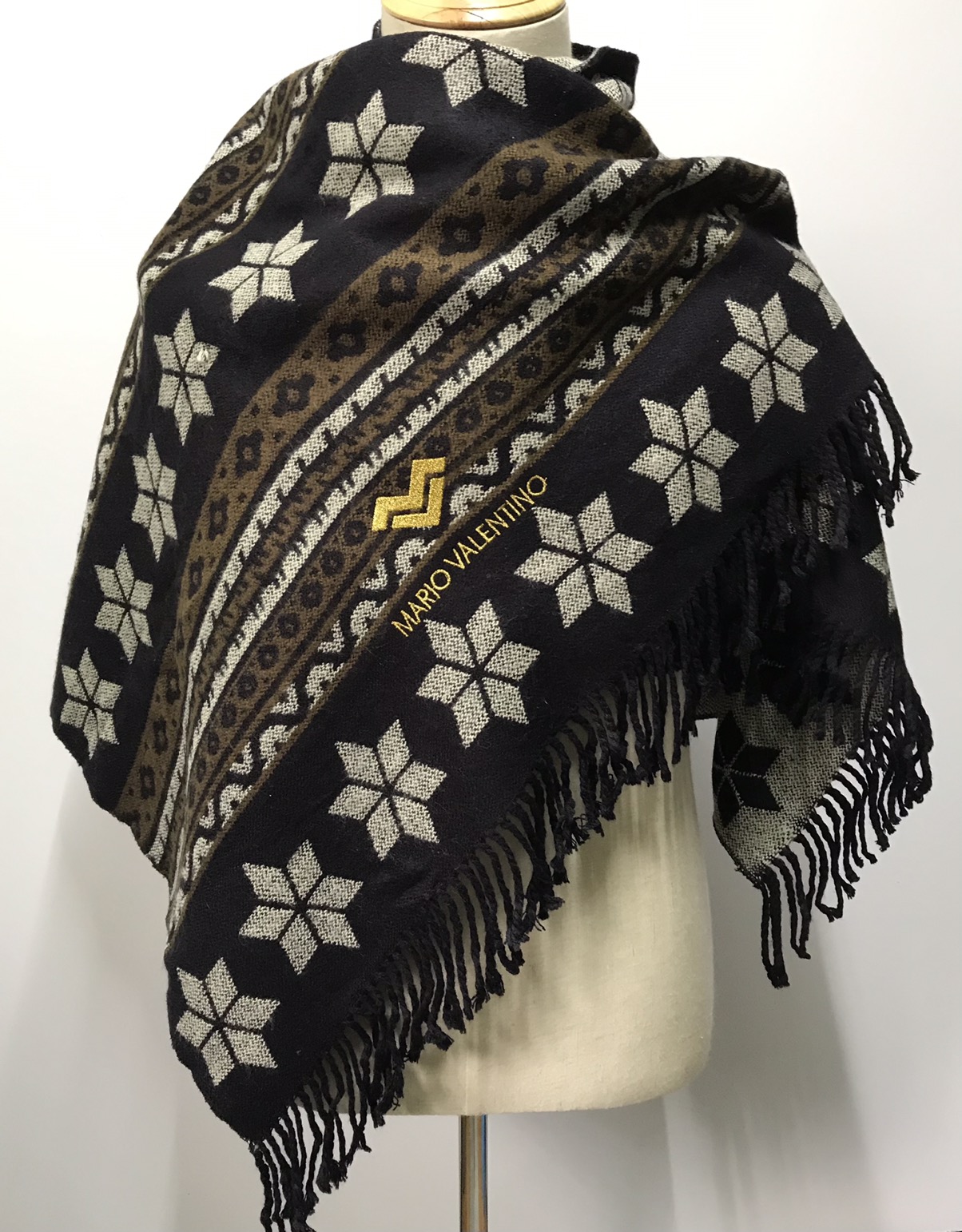 navajo style mario valentino scarf muffler wool - 1