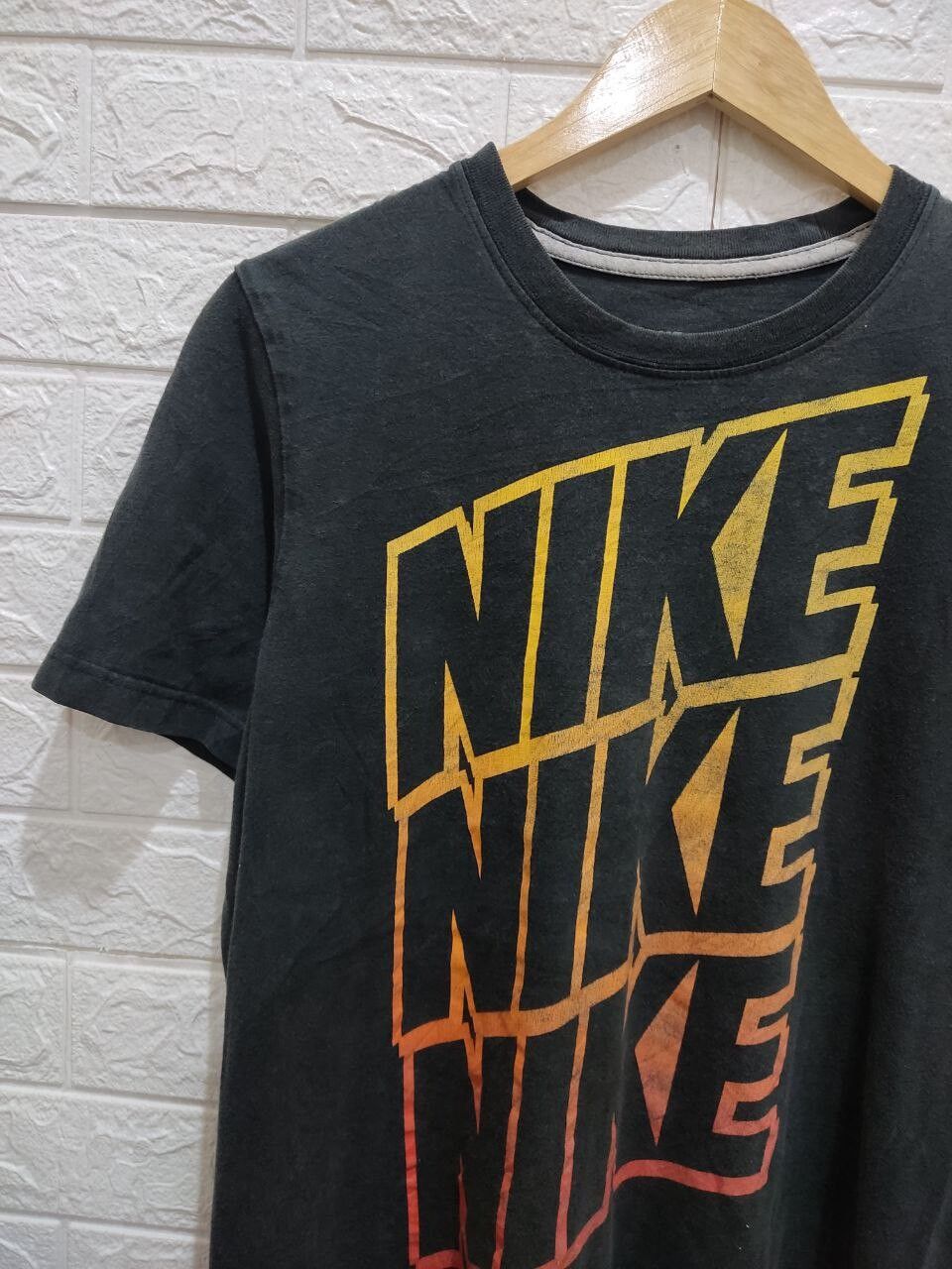 Nike Spellout Big Graphic Printed Tee - 4
