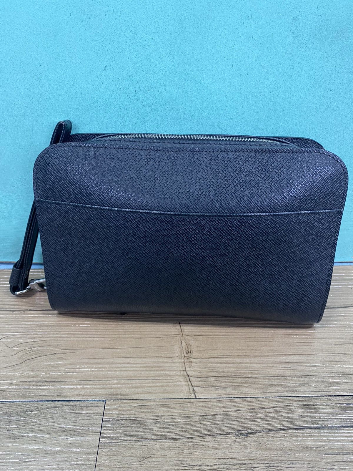 Authentic Louis Vuitton Black Taiga Clutch - 2