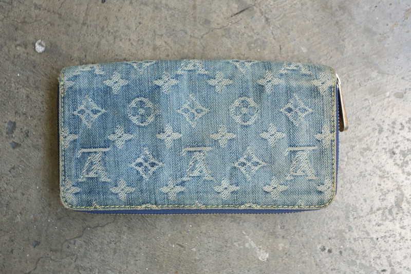 Louis Vuitton - MJ - 2007 - Monogram Denim Zippy Wallet - 1