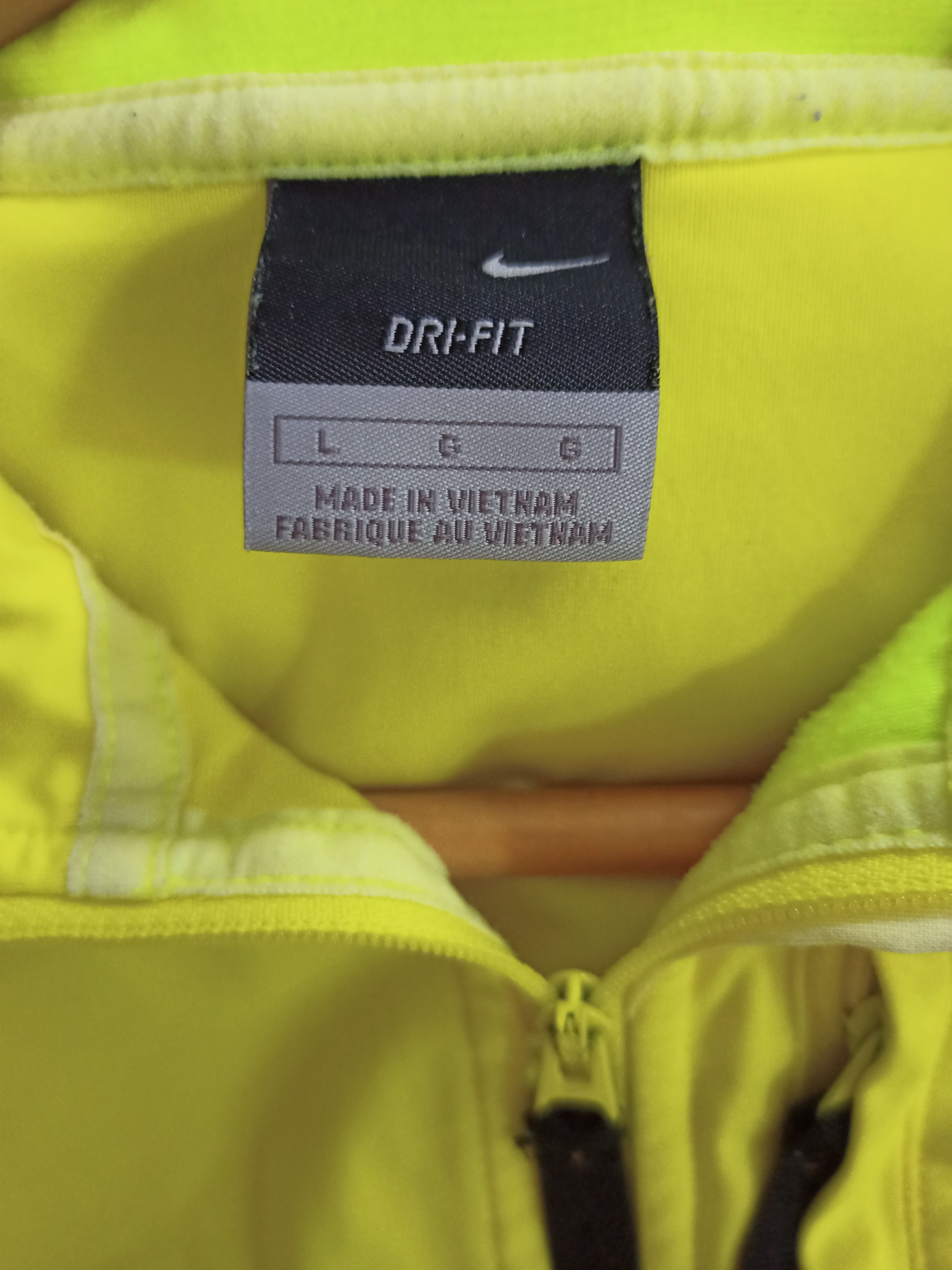 Nike Dri-fit Small Swoosh Embroidery Yellow Neon Jacket - 3