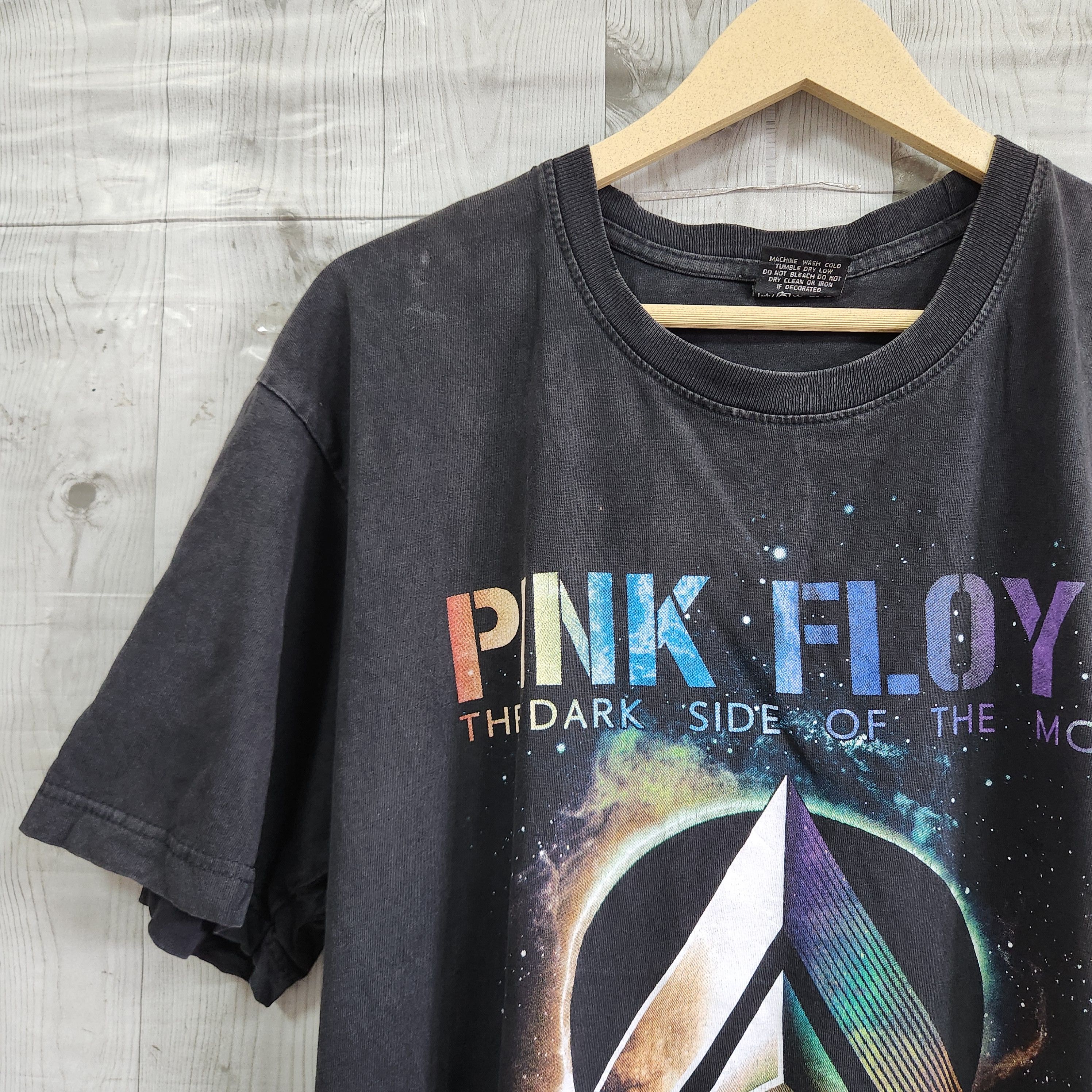 Vintage Y2K Pink Floyd The Dark Side Of The Moon TShirt - 6