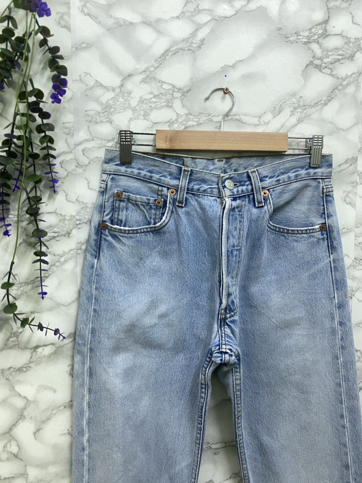 Vintage 90s Levis 501 Light Wash Distressed DenimJeans - 4