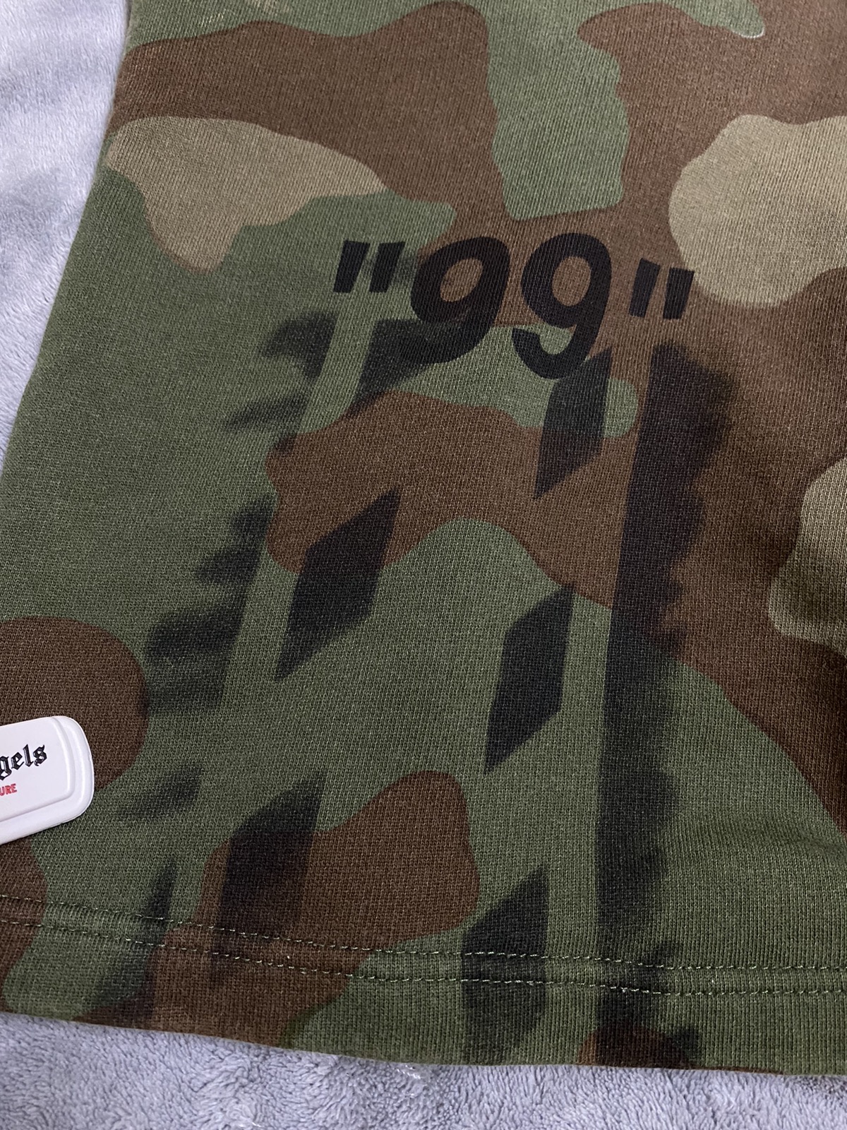 Off White Camouflage Stencil Sweat Shorts - 5