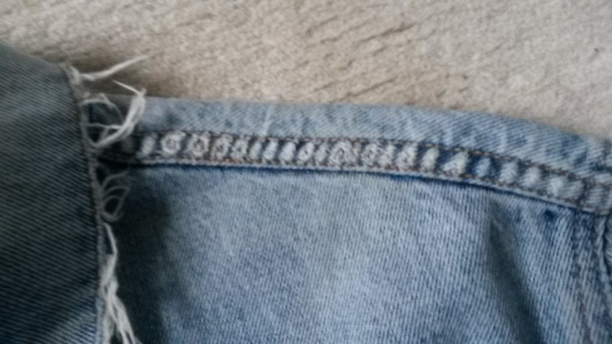 Unique Vintage Distressed Used Light Denim Jacket - 10
