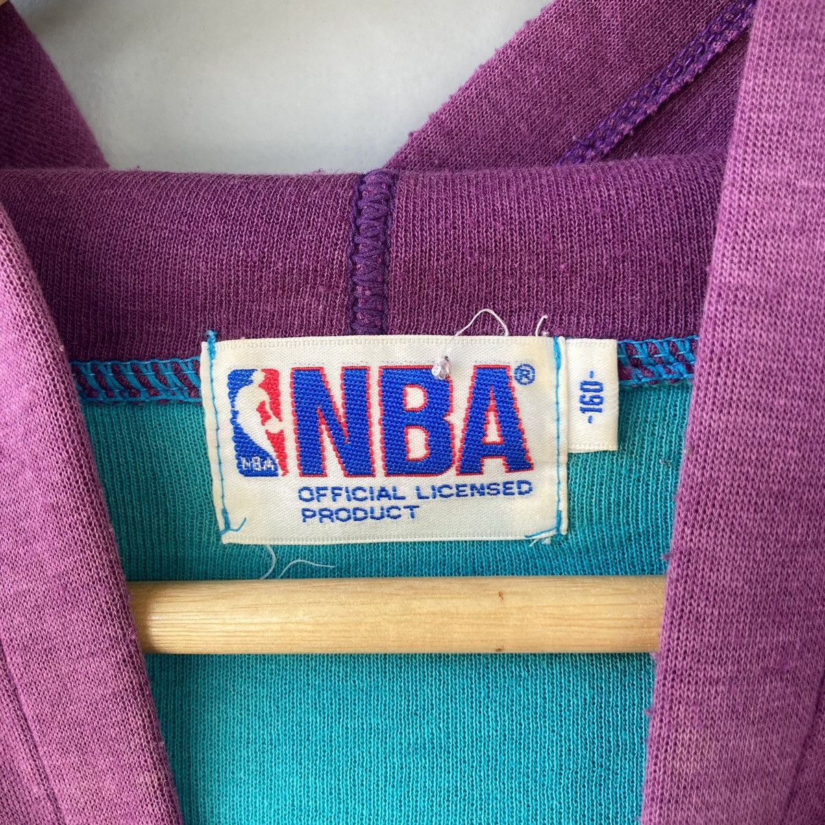 Vintage NBA Charlotte Hornets - 8