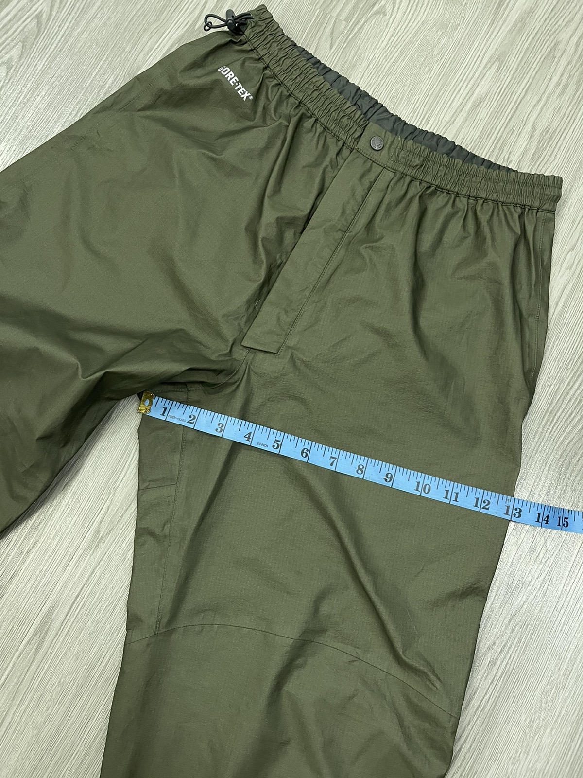 Gorpcore deal🔥The North Face Goretex pant in green - 14