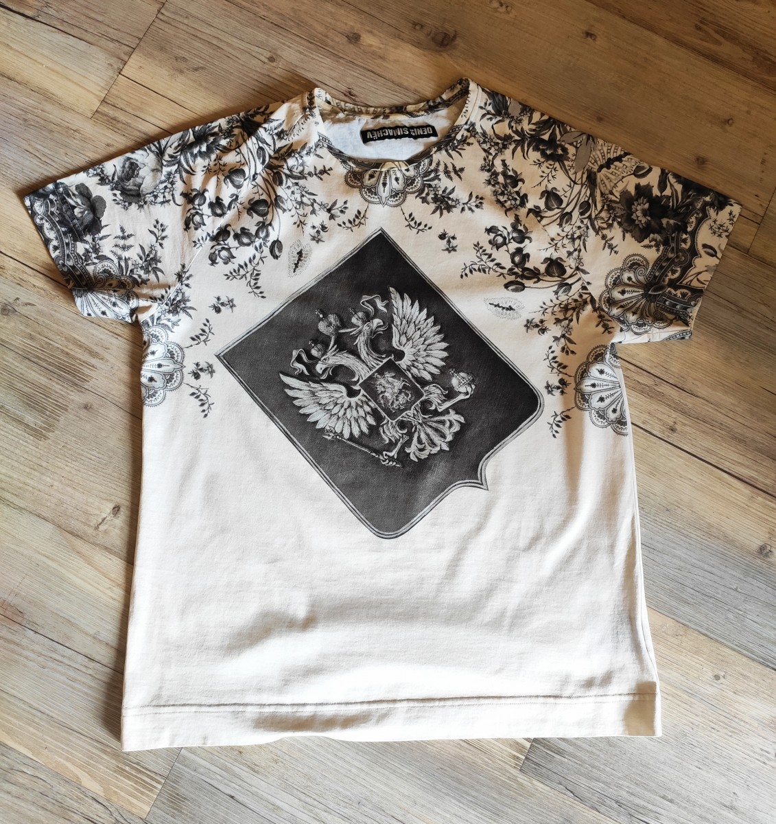 Denis Simachev - USSR tattoo print tee.Like Gucci or Celine - 2