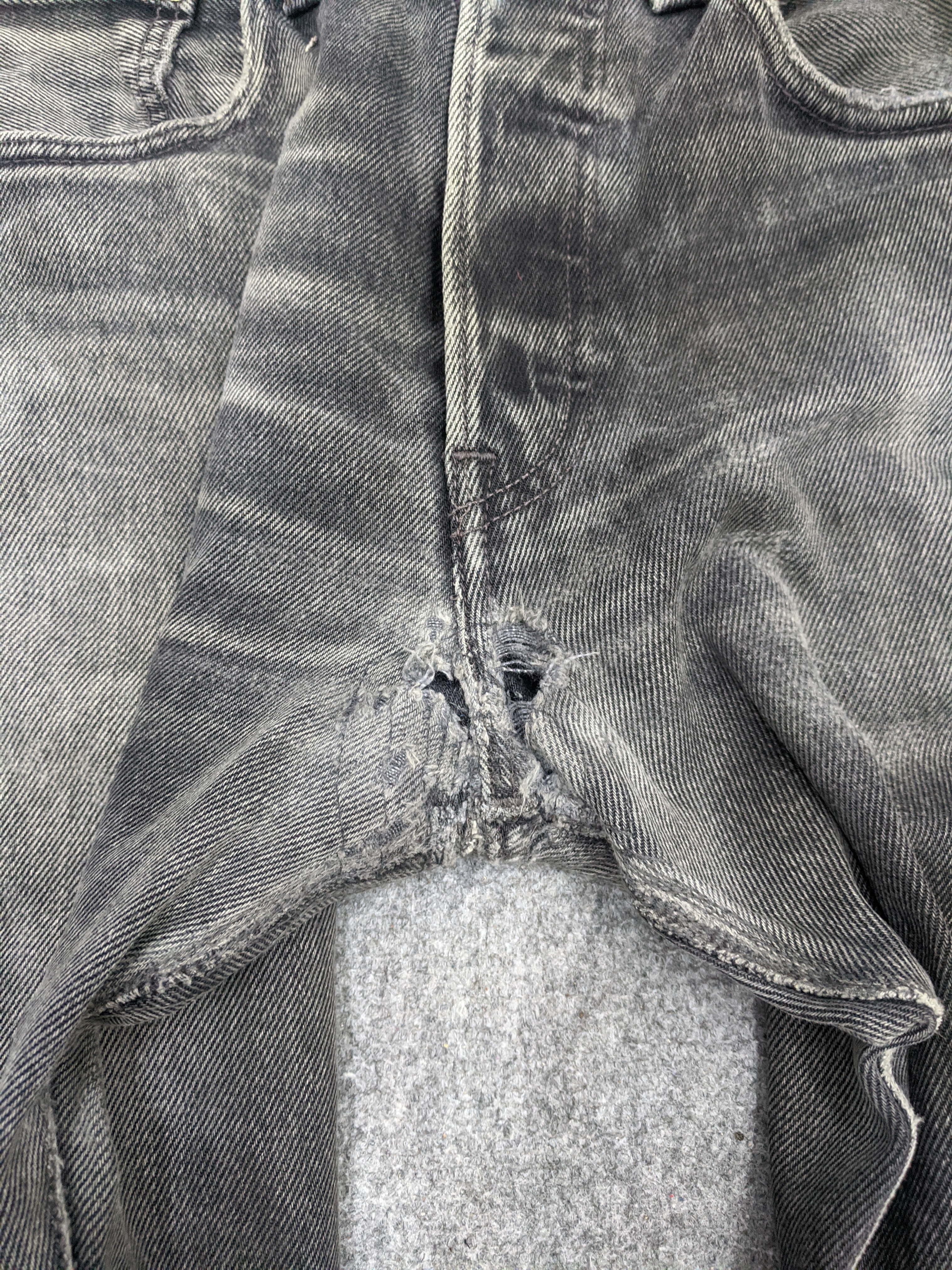 Vintage - Vintage Sun Faded Levis 501 Black Jeans