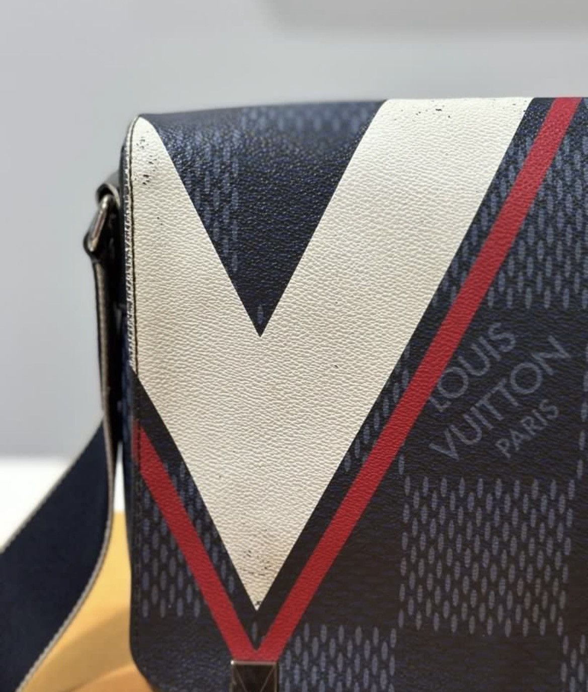 Authentic LOUIS VUITTON District Pm American cup - 3