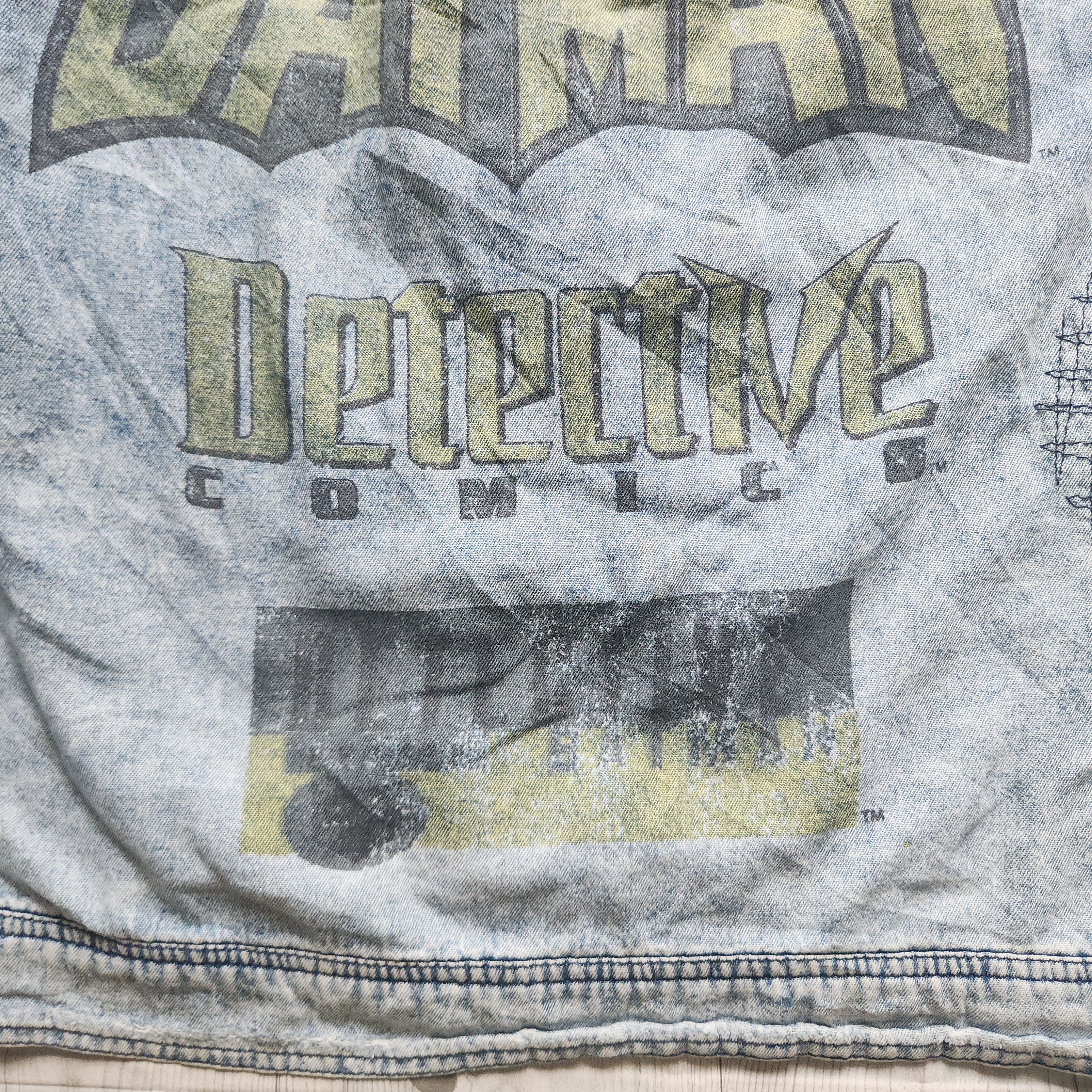 Distressed Denim - Batman X DC Comic X Hypen World Gallery Denim Jacket - 15
