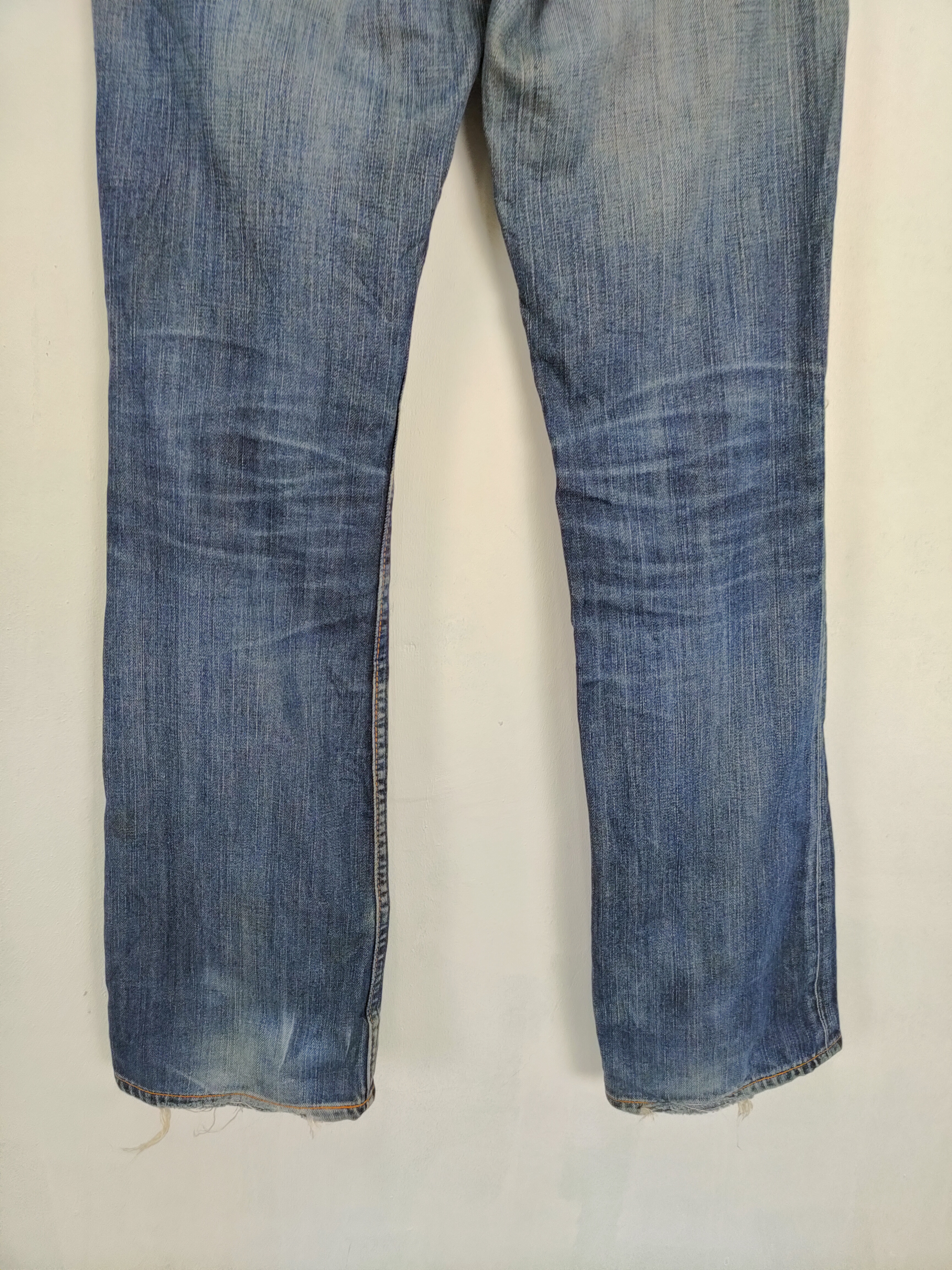 Levi's Distressed Denim Faded Blue - 7